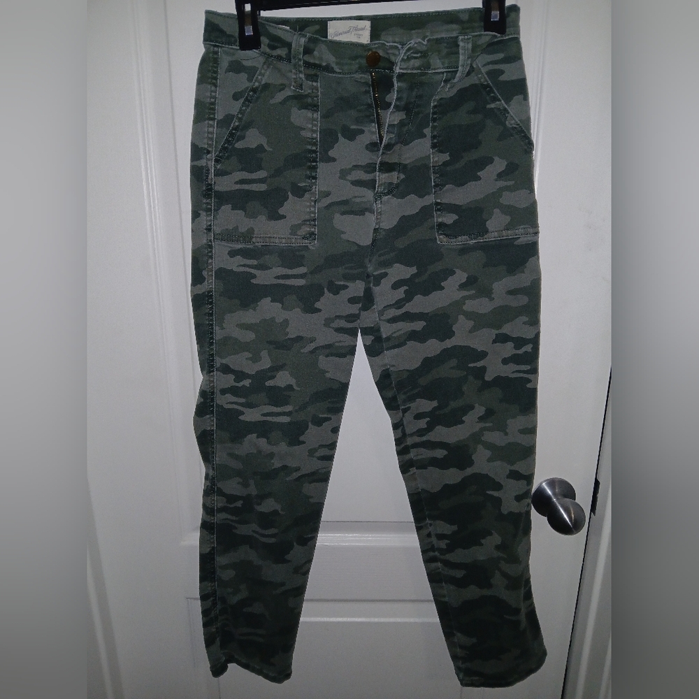 3/$15 Universal Thread Camouflage Cargo Pants